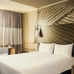 Hotel Ibis Paris Coeur D'orly Airport, Orly